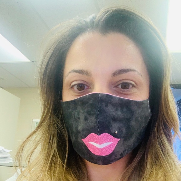 Meet your Posher, Ida - Picture 1 of 1